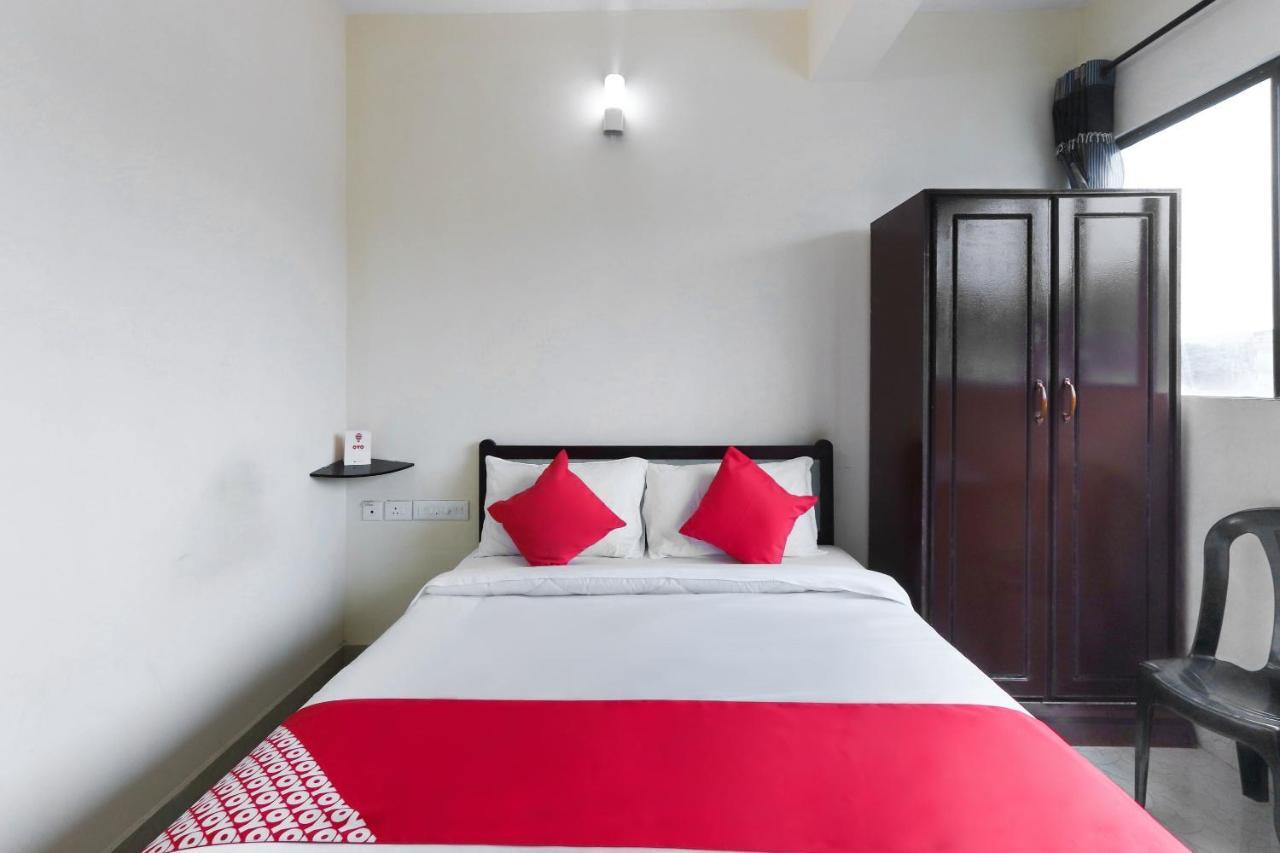 Hotel Oyo 49244 Green Castle Residency Nedumkandam Exterior foto