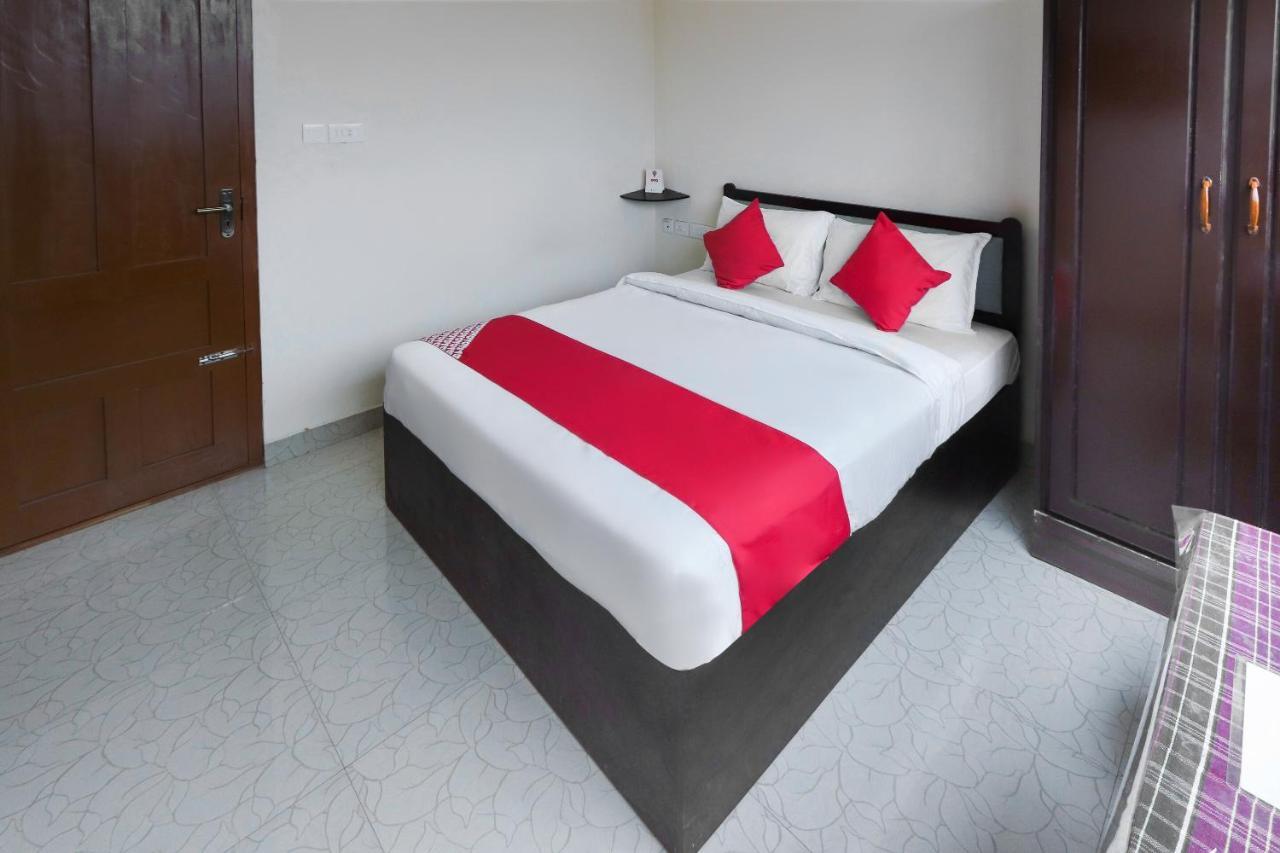 Hotel Oyo 49244 Green Castle Residency Nedumkandam Exterior foto